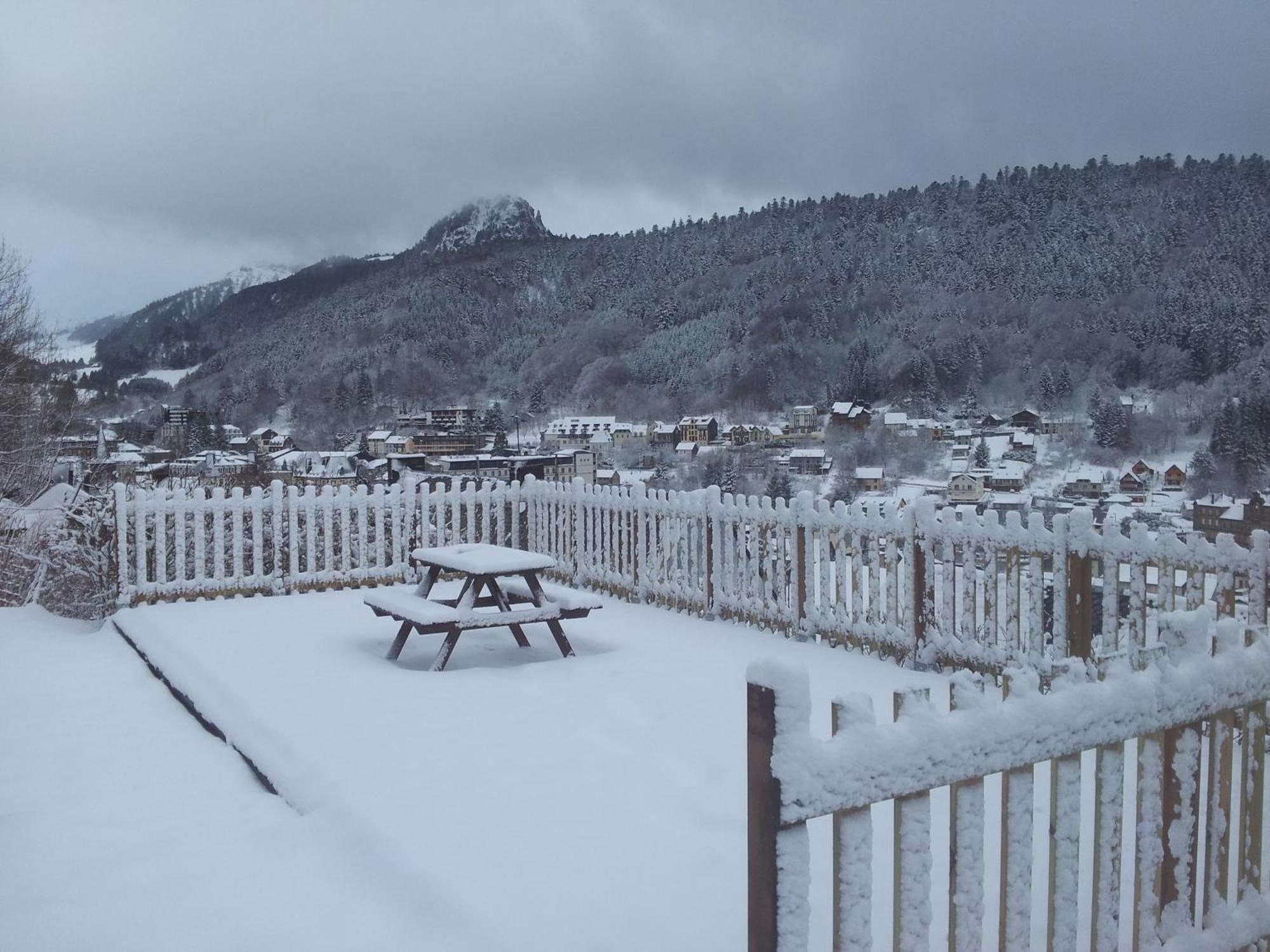 Les Camelias Appartement Le Mont-Dore Buitenkant foto
